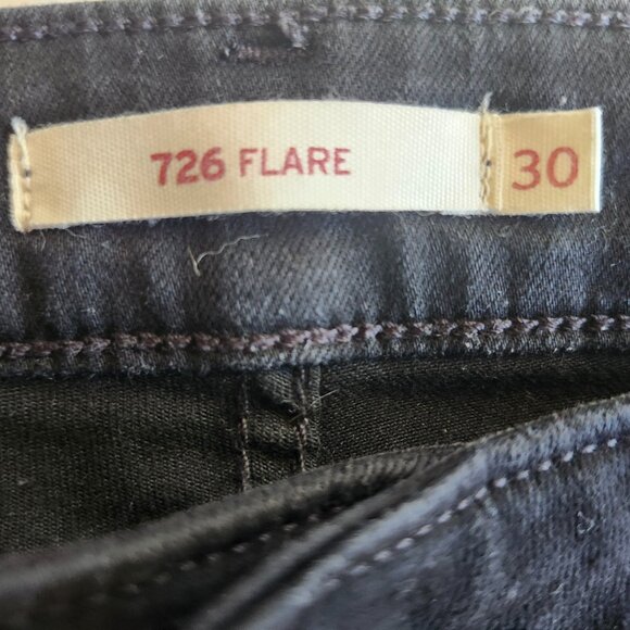 Levi's Women's 726 Flare Jeans Size 30	Black Denim - Picture 4 of 4